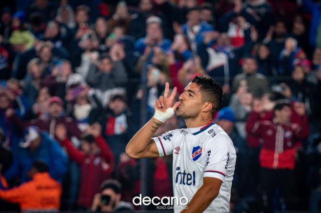 球速体育-重返乌拉圭第二战 苏牙用进球庆祝女儿12岁生日！