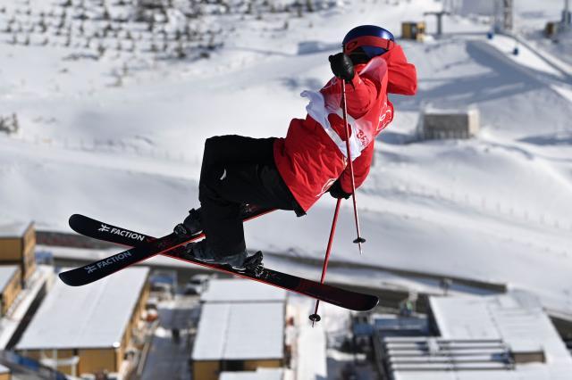 球速体育平台-谷爱凌摘得冬奥第二金 两金一银收官创造历史！